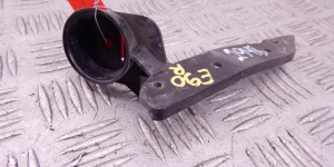 Кронштейн крепления крыла переднего правого BMW 3-series (E90/91/92) 51 11 7 058 448