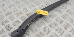 Щеткодержатель задний BMW 3-series (E46) 61 62 8 220 830 Щеткодержатель задний BMW 3-series (E46) 61 62 8 220 830