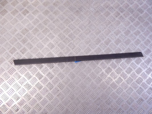 Молдинг двери задней правой BMW 5-series (E39) 51 13 8 184 480