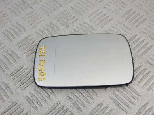 Стекло зеркала наружного правого BMW 3-series (E46) Стекло зеркала наружного правого BMW 3-series (E46)