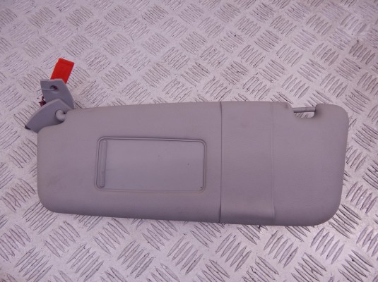 Козырек солнцезащитный BMW 5-series (E60/61) 51 16 7 066 649