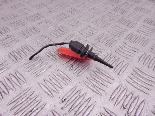 Датчик температуры BMW 3-series (E90/91/92) 65 81 6 936 953 Датчик температуры BMW 3-series (E90/91/92) 65 81 6 936 953