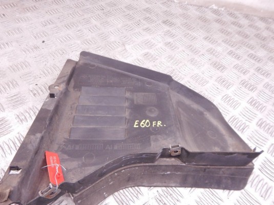 Защита арок передняя правая (подкрылок) BMW 5-series (E60/61) 51 71 7 033 754 Защита арок передняя правая (подкрылок) BMW 5-series (E60/61) 51 71 7 033 754