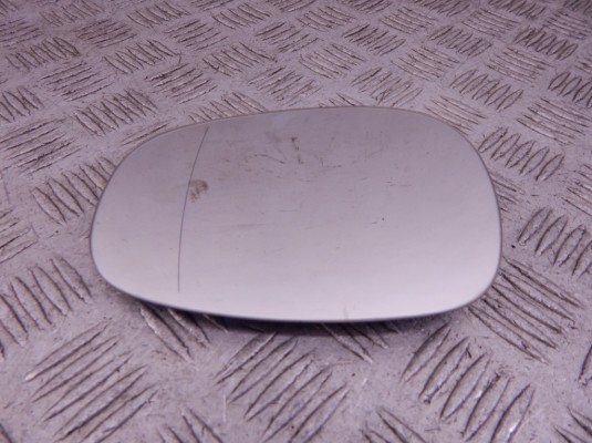 Стекло зеркала наружного левого BMW 3-series (E90/91/92) 51 16 7 252 893