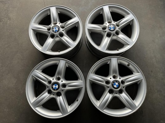Диск литой BMW 3-series (E46) 36 11 1 094 505