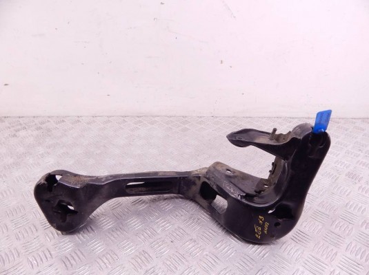 Кронштейн КПП BMW X3-series (E83) 22 31 3 402 272