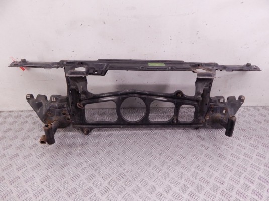 Передняя панель крепления облицовки (телевизор) BMW 5-series (E39) 51 71 8 159 610