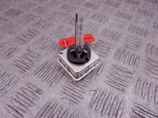 Лампочка BMW 3-series (F30/31)