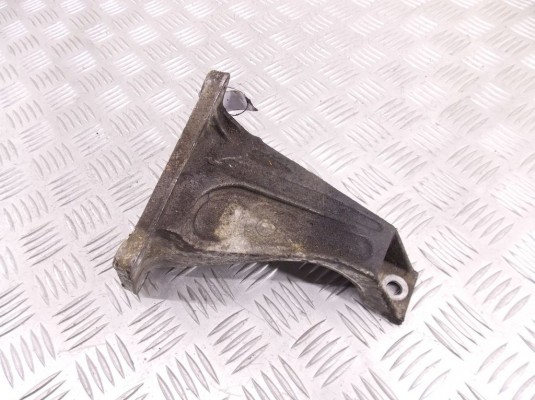 Кронштейн двигателя BMW 3-series (E46) 22 11 6 754 185