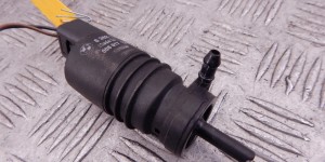 Насос (моторчик) омывателя стекла BMW 3-series (E46) 67 12 8 362 154