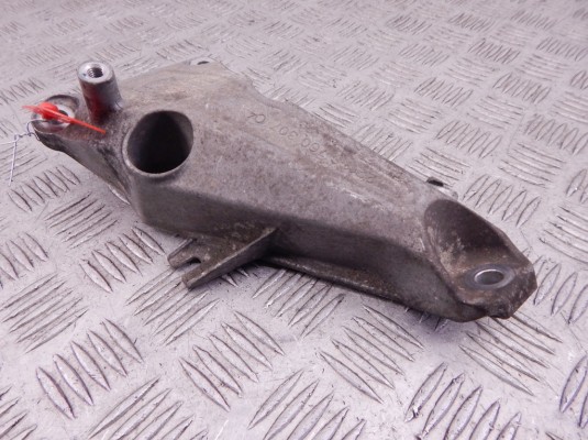 Кронштейн двигателя BMW 1-series (E87) 22 11 6 760 307 Кронштейн двигателя BMW 1-series (E87) 22 11 6 760 307