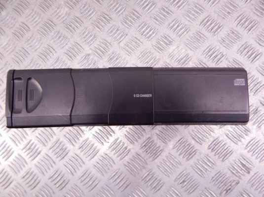CD-чейнджер BMW 5-series (E39) 65 12 6 913 388
