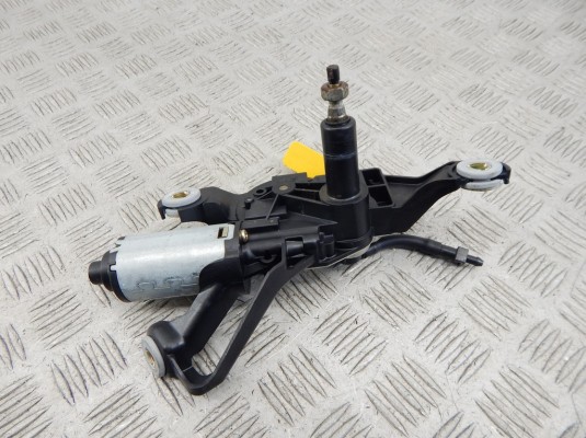 Моторчик заднего стеклоочистителя (дворника) BMW 1-series (E87) 67 63 6 921 959 Моторчик заднего стеклоочистителя (дворника) BMW 1-series (E87) 67 63 6 921 959