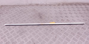 Молдинг стекла двери передней правой наружный BMW 5-series (E39) 51 21 8 159 236