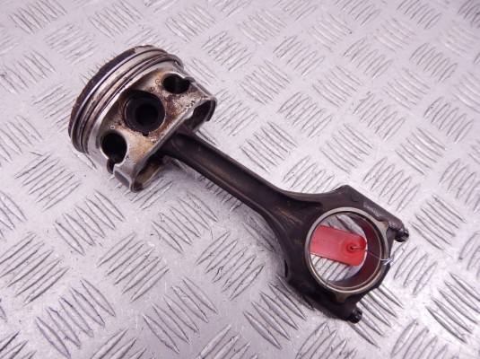 Поршень BMW 5-series (E39) 11 25 7 504 899