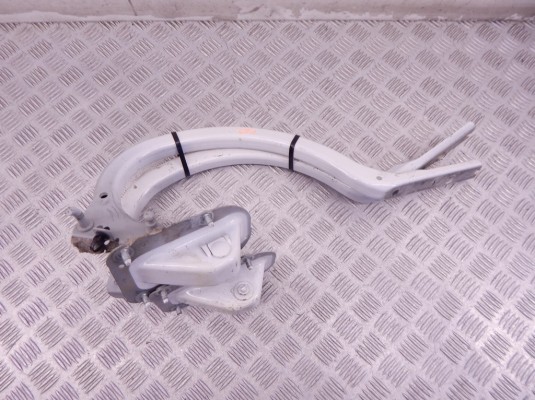 Петля крышки багажника BMW 5-series (F10/11) 41 62 7 204 237 Петля крышки багажника BMW 5-series (F10/11) 41 62 7 204 237