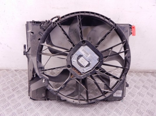 Вентилятор радиатора BMW 3-series (E90/91/92) 17 42 7 562 080