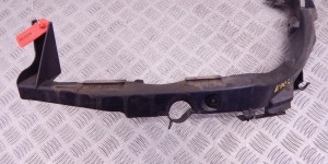 Крепление фары правой BMW 3-series (E90/91/92) 51 64 7 116 707 Крепление фары правой BMW 3-series (E90/91/92) 51 64 7 116 707