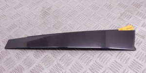 Молдинг двери передней правой BMW 5-series (E39) 51 32 7 890 088