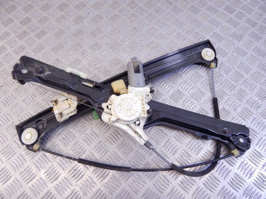 Стеклоподъемник электрический передний правый BMW X5-series (E70) 51 33 7 166 380