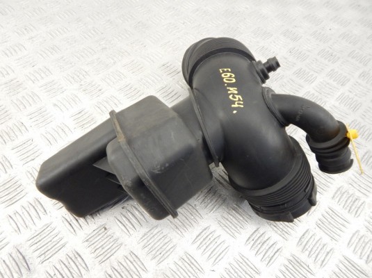 Гофра инжектора BMW 5-series (E60/61) 13 71 7 521 034