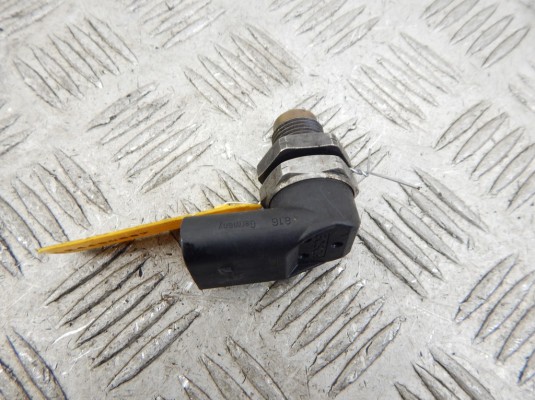 Датчик давления топлива BMW X5-series (E70) 13 53 7 787 167 Датчик давления топлива BMW X5-series (E70) 13 53 7 787 167