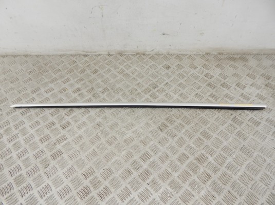 Молдинг стекла двери передней левой наружный BMW 7-series (F01/02)