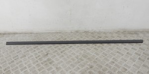 Молдинг двери передней левой BMW 3-series (E46) 51 13 8 252 377