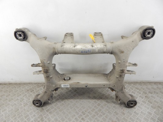 Балка подвески задняя BMW 7-series (F01/02) 33 31 6 794 666