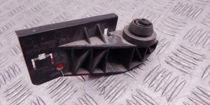 Кронштейн BMW 3-series (F30/31) 13 71 8 515 794 Кронштейн BMW 3-series (F30/31) 13 71 8 515 794