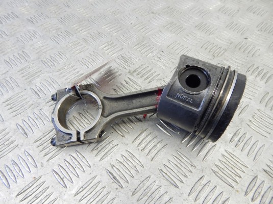 Поршень BMW 5-series (E39)