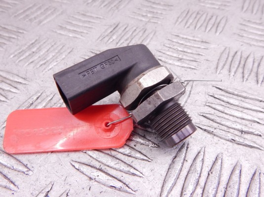 Датчик давления топлива BMW X5-series (E53) 13 53 7 787 167