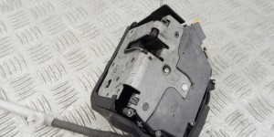 Замок двери передней правой BMW 3-series (E46) 51 21 8 253 433