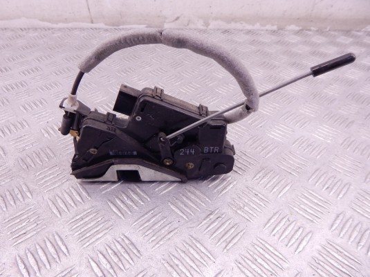 Замок двери передней правой BMW 3-series (E46) 51 21 7 011 244