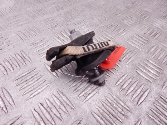 Подушка крепления КПП BMW 3-series (F30/31) 22 31 6 796 619 Подушка крепления КПП BMW 3-series (F30/31) 22 31 6 796 619