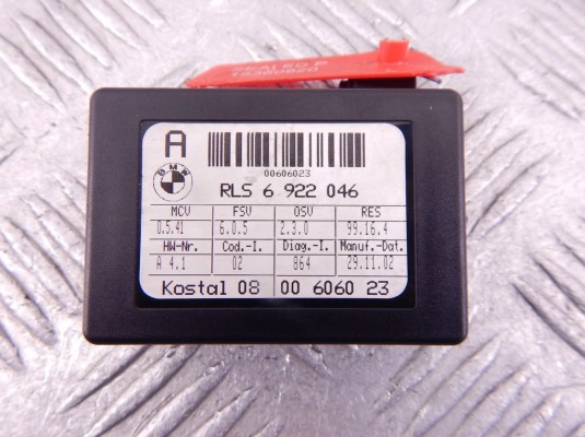 Датчик дождя BMW 7-series (E65/66) 61 35 6 922 046 Датчик дождя BMW 7-series (E65/66) 61 35 6 922 046