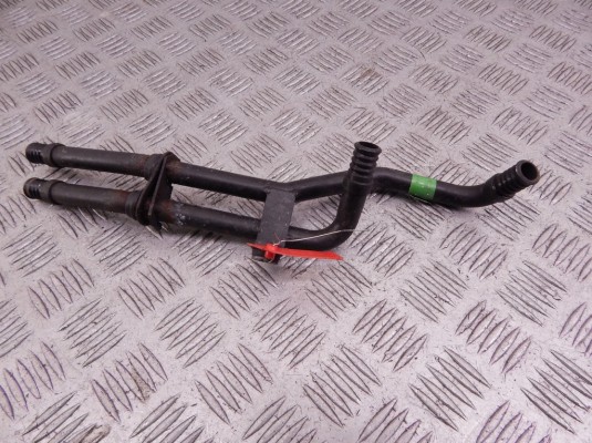 Патрубок автономного отопителя BMW 5-series (E39) 64 12 8 362 967