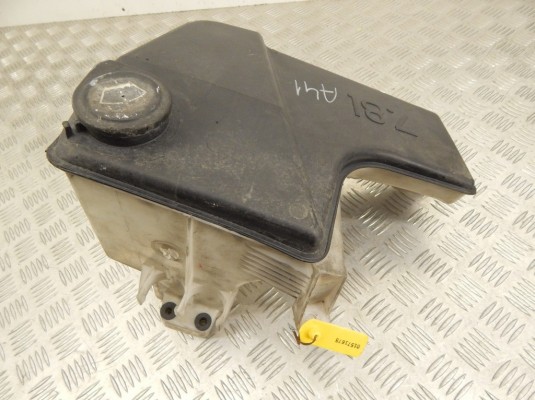 Бачок омывателя BMW X5-series (E53) 61 67 8 252 738