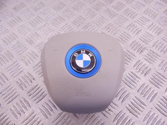 Подушка безопасности водителя BMW i3-series (I01) 33 68 6 772 901