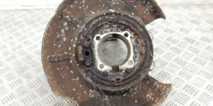 Ступица задняя левая BMW 5-series (E60/61) 33 32 6 770 923