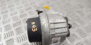 Подушка крепления КПП BMW 1-series (E87) 22 11 6 773 742