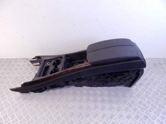 Подлокотник BMW X5-series (E70)