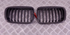 Решетка радиатора BMW 3-series (E46)