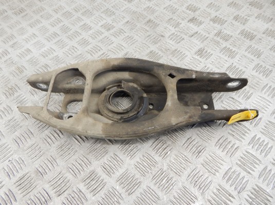 Рычаг задний левый BMW 1-series (E87) 33 32 6 772 899