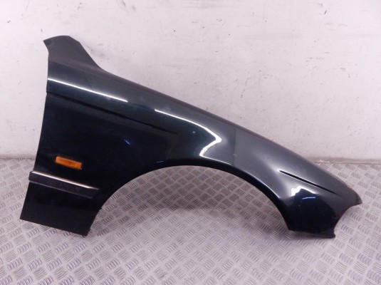 Крыло переднее правое BMW 5-series (E39) 41 35 8 162 134 Крыло переднее правое BMW 5-series (E39) 41 35 8 162 134