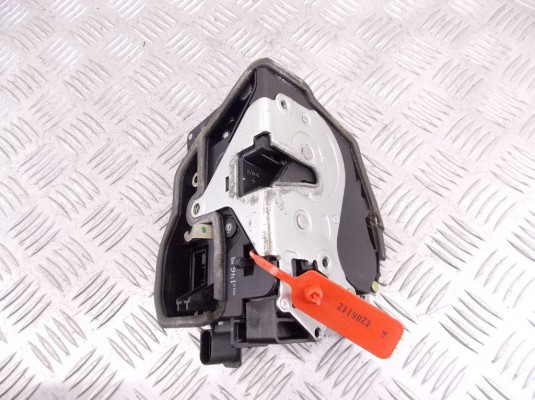 Замок двери задней правой BMW 7-series (E65/66) Замок двери задней правой BMW 7-series (E65/66)