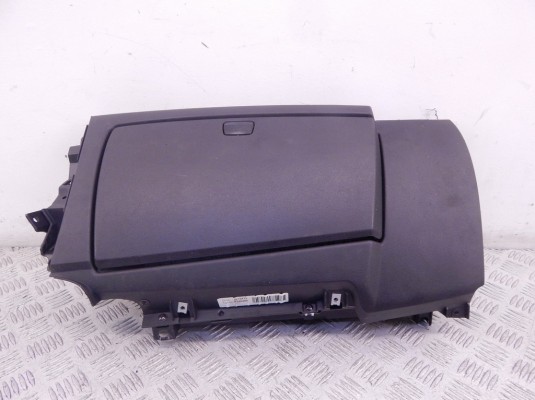 Бардачок BMW 1-series (E87) 51 45 7 135 696