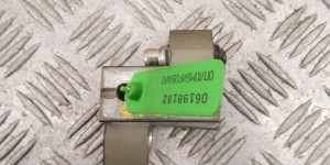 Петля двери передней правой BMW 5-series (E39) 41 51 8 251 264