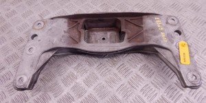 Кронштейн КПП BMW 6-series (E63/E64) 22 31 6 761 106