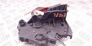 Замок двери передней левой BMW 3-series (E46) 51 21 7 011 241